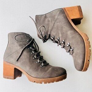 Korks Erica Bootie Grey Size 10